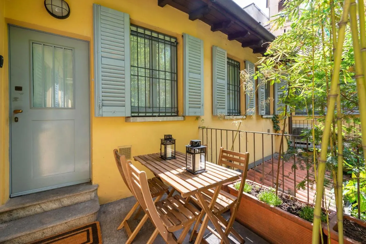 Apartment Milan Royal Suites - Centro Italy