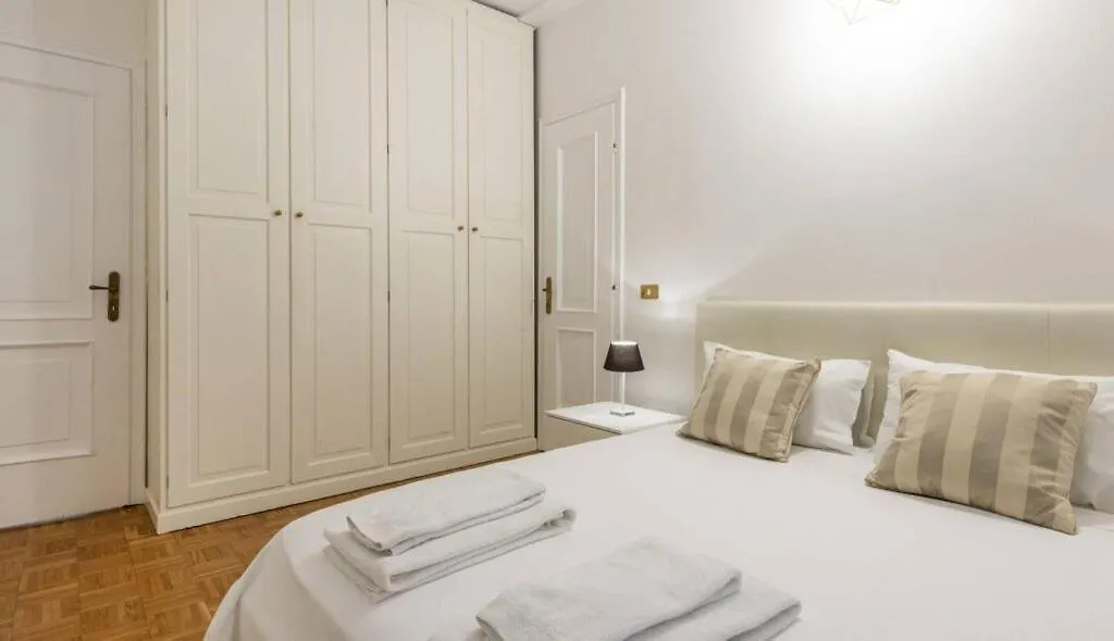 Apartment Milan Royal Suites - Centro