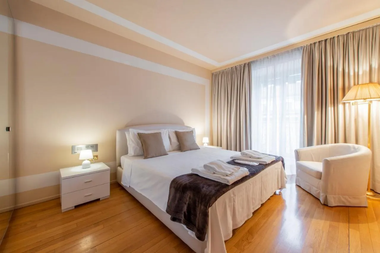 Apartment Milan Royal Suites - Centro